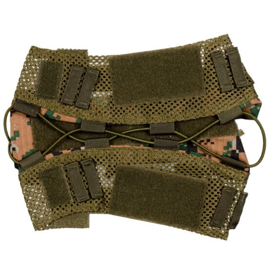 DELTA_SIX_Helmueberzug_fuer_FAST_Tactical_Helme_mit_Bungee_Cord_versch_Farben_black_digi_woodland_back.jpg