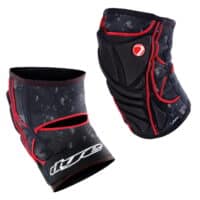 DYE_Performance_Paintball_Knee_Pads_Knieschoner_schwarz_rot.jpg